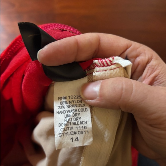 Elegant Esther Williams Pinup Red Halter One-Piece Swimsuit - Picture 4 of 6